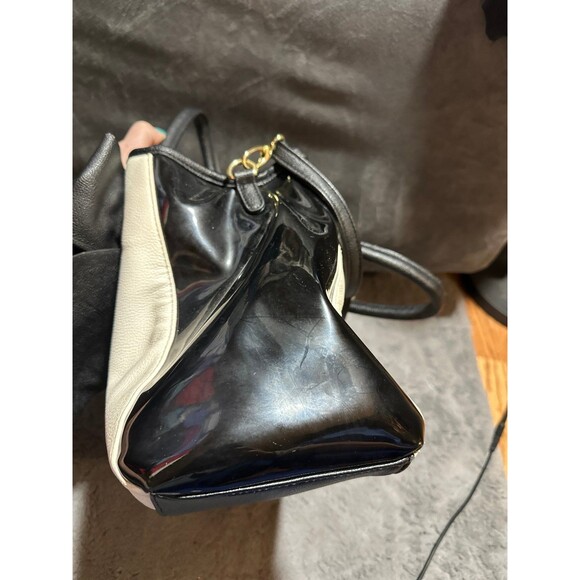 Betsey Johnson Bow Purse - Picture 2 of 6